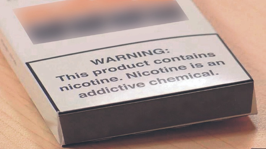 A modular vape pod kit clearly showing the visible line of separation between the battery base and a removable cartridge or pod.